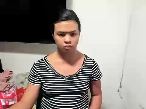 Snapshot of SEXBOMB_GRACE chatting on June 18, 3:06 pm SEXBOMB GRACE online show from June 18, 3:06 pm