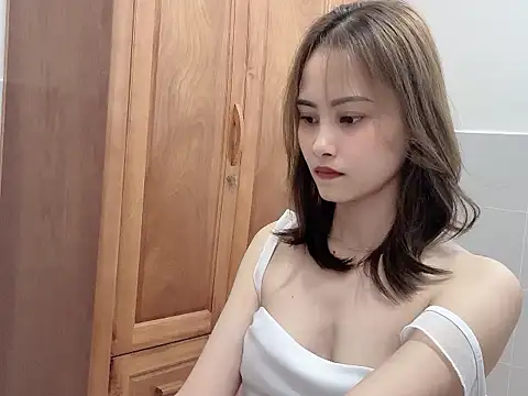 Truclynk1702 online show from September 17, 4:20 pm