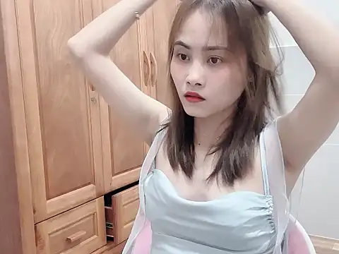 Truclynk1702 online show from October 2, 3:26 pm