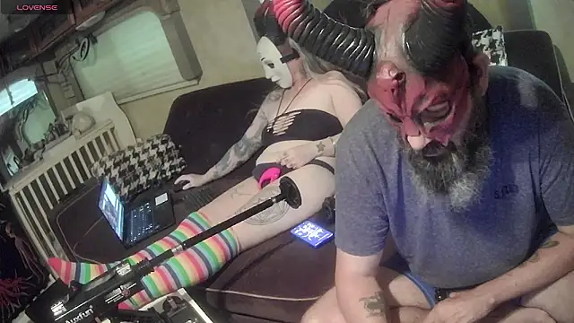 Snapshot of jamiezlilith chatting on October 7, 7:59 pm jamiezlilith online show from October 7, 7:59 pm