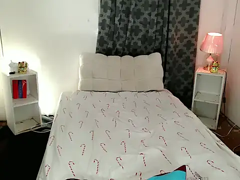 Malia cummer online show from March 25, 8:19 pm