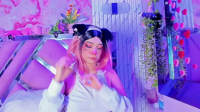 Akane Hikari  online show from April 10, 2:40 am