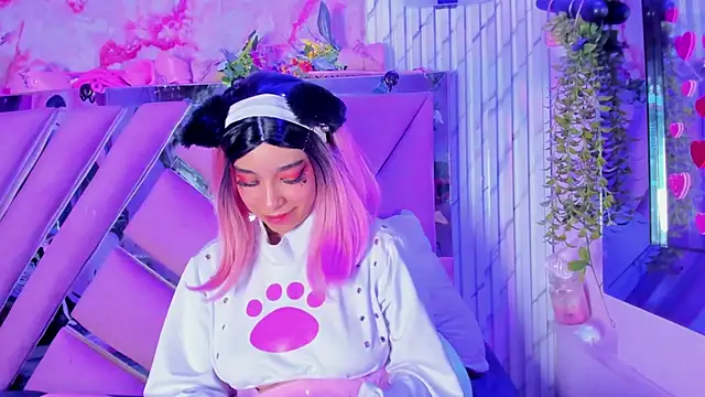 Akane Hikari  online show from April 12, 3:26 pm