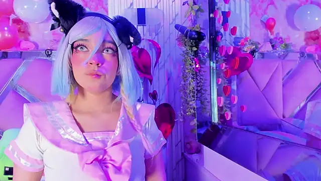 Snapshot of Akane_Hikari_ chatting on February 17, 4:32 am Akane Hikari online show from February 17, 4:32 am