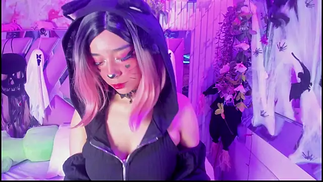 Akane Hikari  online show from October 20, 5:31 am