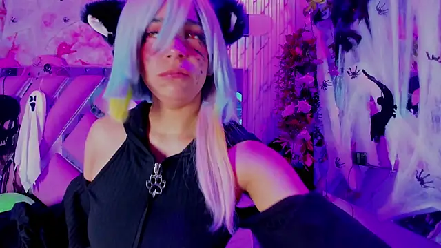 Akane Hikari  online show from October 25, 5:17 am