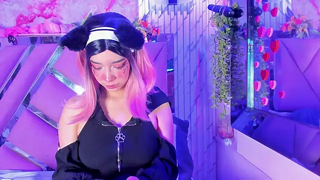 Akane Hikari  online show from March 13, 4:39 am