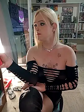 Barbieandteddy online show from May 8, 4:44 pm