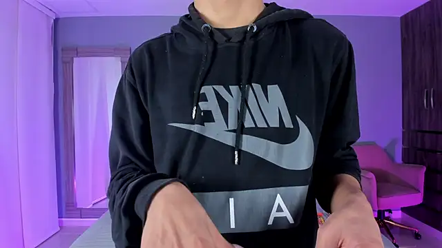 Alaiaguerra online show from November 20, 7:36 pm