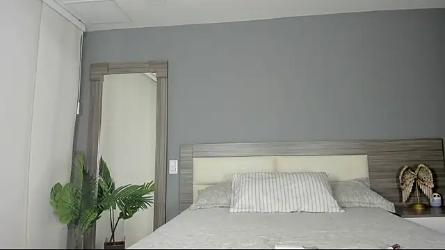 Snapshot of Alaiaguerra chatting on September 20, 7:41 pm Alaiaguerra online show from September 20, 7:41 pm