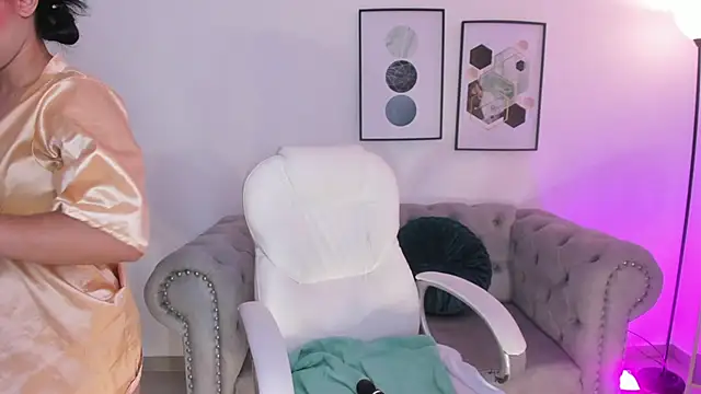 Sharon breezee online show from November 21, 4:22 am