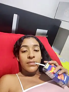 Amber-Sweett online show from November 1, 2:07 am