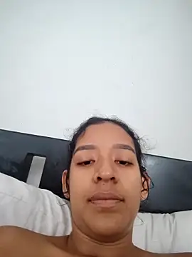 Amber-Sweett online show from November 6, 3:05 pm