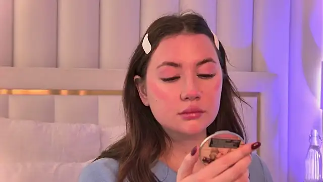 MeganStrain online show from December 21, 6:26 am