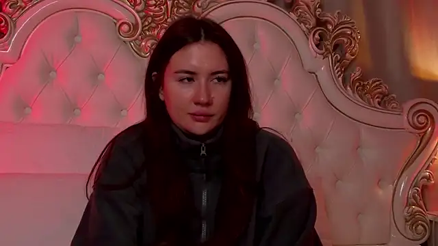 MeganStrain online show from February 2, 3:38 am