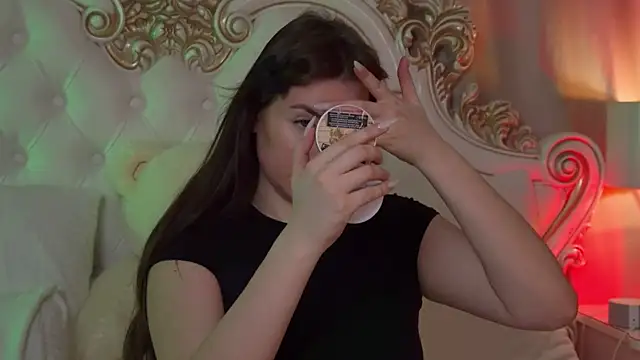 MeganStrain online show from February 10, 3:27 am