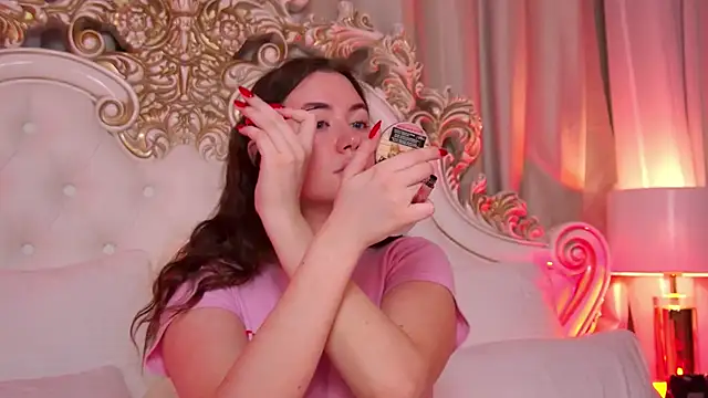 MeganStrain online show from January 9, 2:40 am