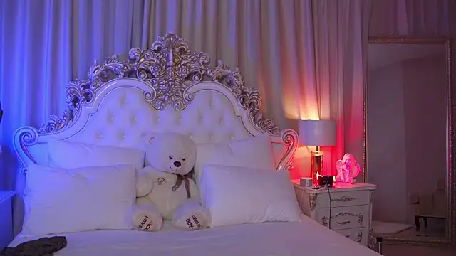 MeganStrain online show from February 11, 3:06 am