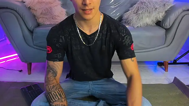 Leo santoro online show from March 10, 1:26 pm