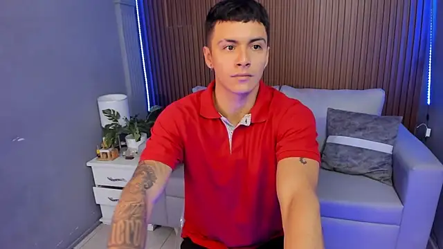 Leo santoro online show from October 8, 1:56 pm