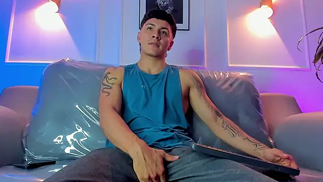 Leo santoro online show from March 29, 2:08 pm