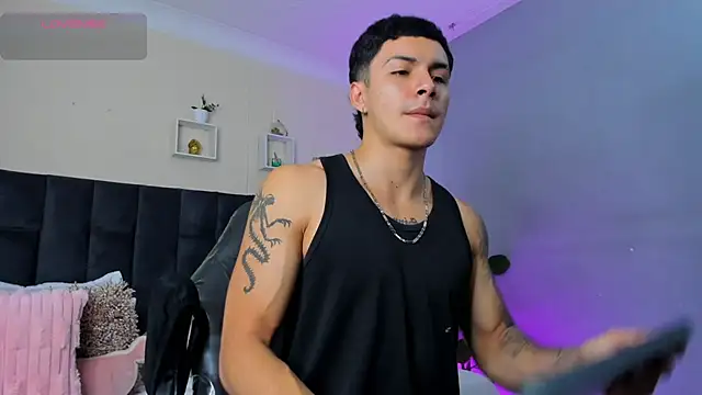 Leo santoro online show from February 2, 1:54 pm