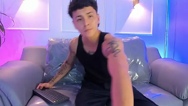 Leo santoro online show from March 19, 1:22 pm