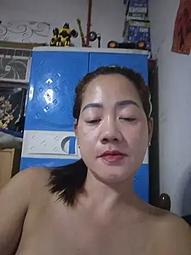 Snapshot of SweetASS6969 chatting on July 9, 3:33 pm SweetASS6969 online show from July 9, 3:33 pm