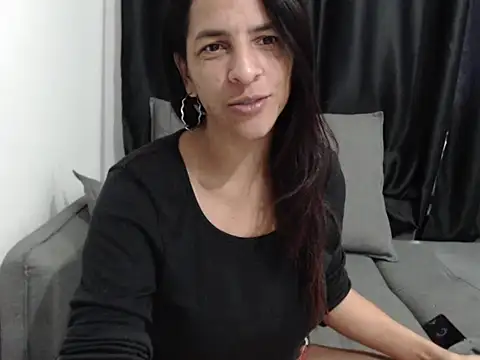 kelmacettare online show from October 27, 5:25 pm