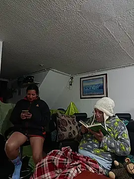 PAULA20- online show from October 22, 2:33 am