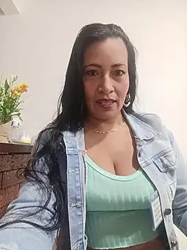 PAULA20- online show from September 27, 1:06 pm
