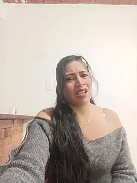 PAULA20- online show from October 25, 2:17 pm