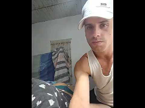 alex-golden online show from January 6, 2:26 am