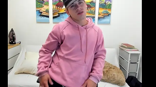 alex-golden online show from September 18, 1:36 pm