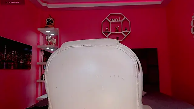 Snapshot of KlhoeGill chatting on September 19, 12:09 pm KlhoeGill online show from September 19, 12:09 pm