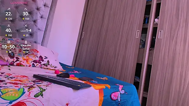 dreamsussi online show from March 28, 5:03 pm