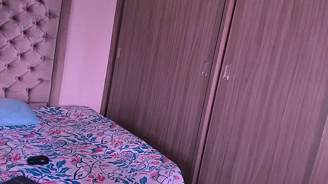 dreamsussi online show from January 14, 6:55 pm