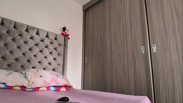 dreamsussi online show from November 15, 4:11 pm