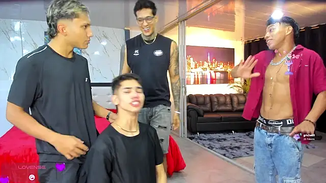 Bisexlifehot   online show from March 20, 11:17 pm