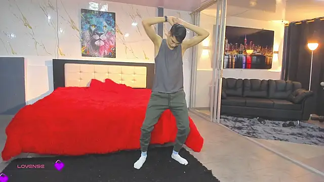 Bisexlifehot   online show from March 6, 11:11 pm