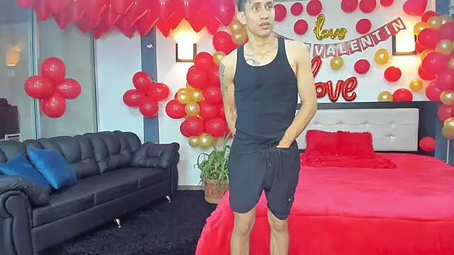 Bisexlifehot   online show from February 10, 11:15 pm