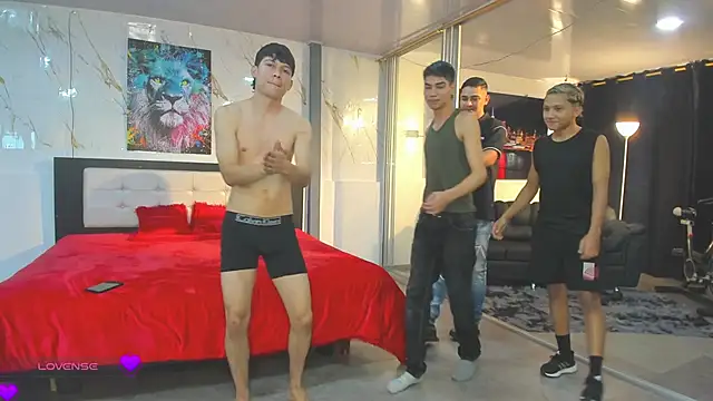 Bisexlifehot   online show from March 8, 11:08 pm