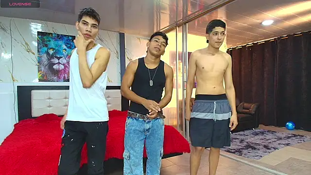 Bisexlifehot   online show from March 31, 11:51 pm