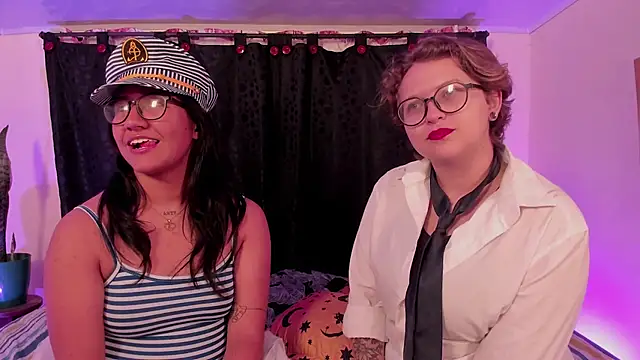 CrazyCakes  online show from January 15, 2:26 am