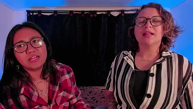 CrazyCakes  online show from July 26, 3:35 am
