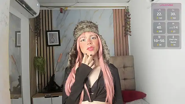 Vanessa Jenner online show from May 14, 8:39 pm