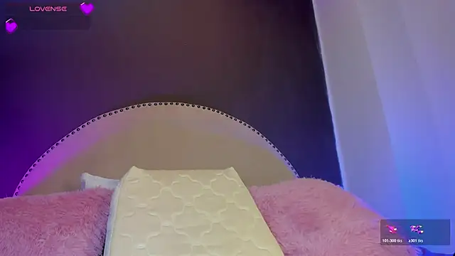  Kendall 19 online show from March 28, 3:02 pm