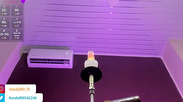  Kendall 19 online show from February 5, 8:04 pm