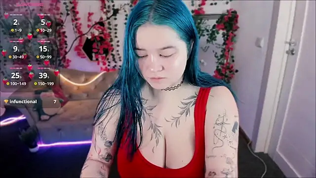 Mira Fyre online show from November 7, 8:24 pm