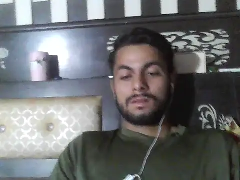 ursdreamperson online show from November 15, 4:49 am